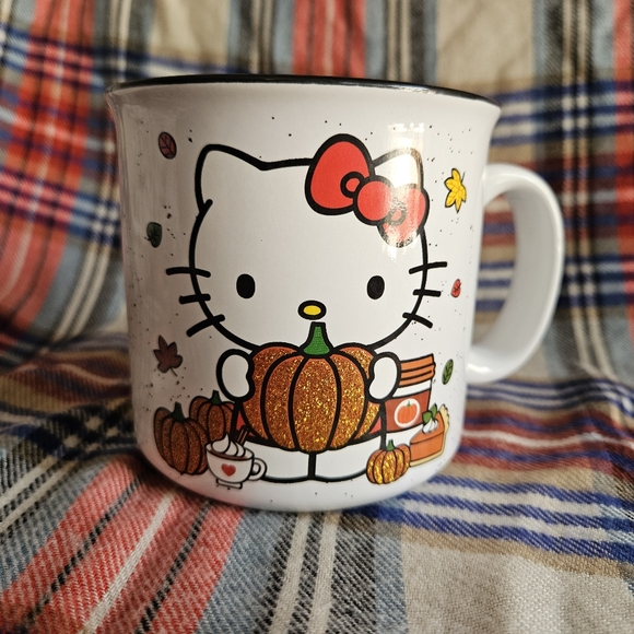 Hello Kitty (Sanrio) Fall Pumpkin Mug - Picture 1 of 3